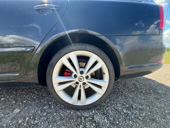 Škoda Octavia 2 RS 2.0 tdi 125kW - 9