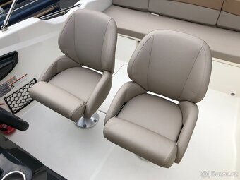 QUICKSILVER Activ 555 CABIN + MERCURY F 115 EFI ELPT záruka - 9