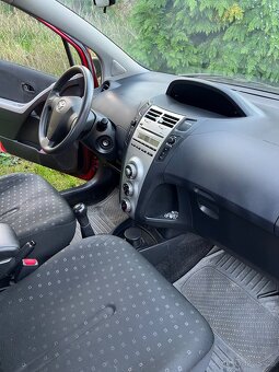 Toyota Yaris 2008 - 9