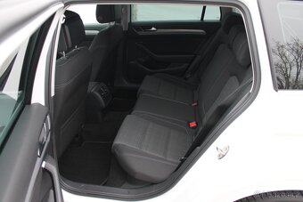 VW Passat 2.0TDI ++ REZERVACE ++ - 9