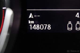 Volkswagen Touran 2,0 TDI HIGHLINE,DSG,PANORAMA,2021 - 9