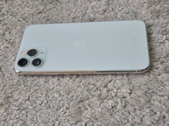 iPhone 11 Pro 64gb baterie 92% - 9