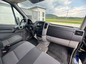 Volkswagen Crafter BA VALNÍKOVÁ S PLACHTOU NOVÝ MOTOR - 9