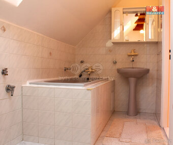 Pronájem bytu 2+kk, 59 m², Praha, ul. Na vrškách - 9