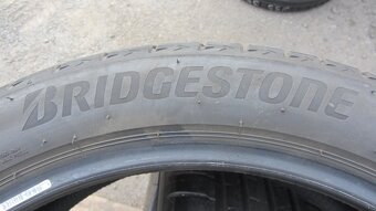 Letní pneu 235/45/20 Bridgestone - 9