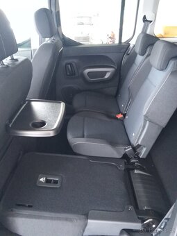 DOBLO PANORAMA 1,2 TURBO 110k - 9