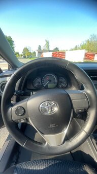 Toyota Auris - 9