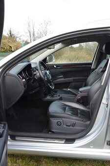 Škoda Superb II Combi, 2.0 TDI 125kw DSG, r.v. 2011 - 9