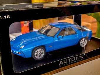 Porsche 918 1:18 Autoart - 9