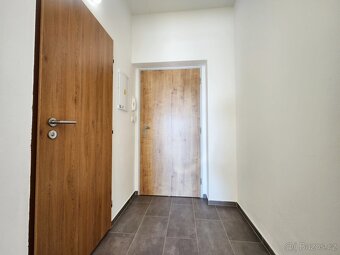 Pronajmu byt 1+kk v Třešti u Jihlavy - 9