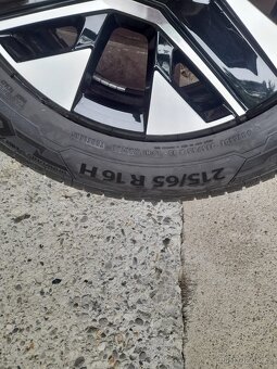 Alu kola Peugeot 2008 r16 vč. pneu. - 9