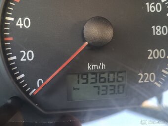 Volkswagen polo 1,2 benzín 44 kw - 9