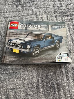 LEGO Ford Mustang 1967 10265 - 9