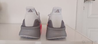 Adidas Ultraboost 5X zbrusu nové vel.UK 12,5 - 9