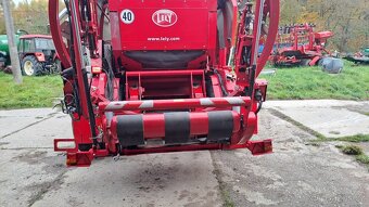 Lis s baličkou Lely Welger rpc 245 Tornado - 9