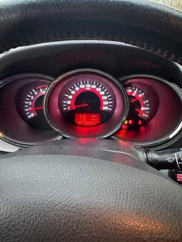 Kia Sorento 2.2 CRDI 2011 AWD - 9