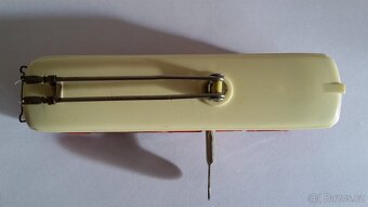 Stará hračka Ites trolejbus Tatra T 400 na klíček - 9