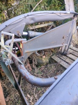 čelní nakladač BAAS - 9