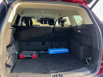 Ford Kuga - 9