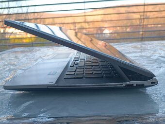 Notebook Samsung 550P / 17,3” / i7 / 8GB / 256GB /nvidia W11 - 9