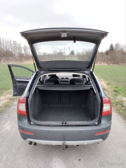 Škoda Octavia Scout 4x4 1.8 TSI - 9