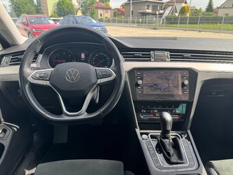 VW Passat Variant Elegance 2,0TDI 110kW DSG IQ LED MATRIX - 9