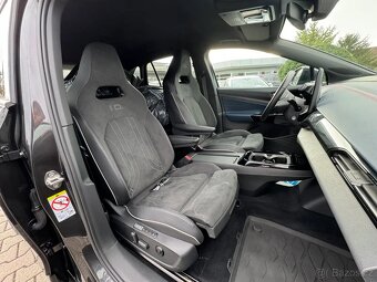 VW ID.4 GTX 220kw 4x4 sport,tepelko,360°kamery,matrix,head - 9