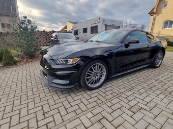 Ford Mustang, paket GT350, motor 3,7 V6, 224 kw,2015,manuál - 9