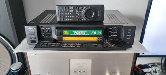 SONY SLV E 1000 - 9