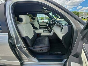 Toyota Sequoia 2024 - 9