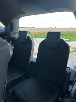 Peugeot 5008 GT 2.0 HDi 130 kW, r.v. 2018 - 9
