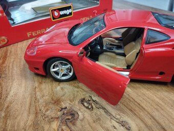 Ferrari 360 Modena 1/18 Bburago - 9