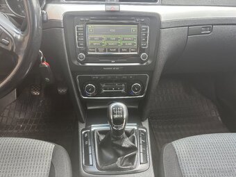 ŠKODA SUPERB 2.0TDI 125KW,MANUAL,PANORAMA,ALU,DIGI KLIMA - 9