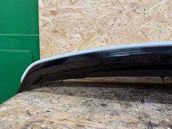 TŘETÍ BRZDOVÉ SVĚTLO SE SPOJLEREM LAND ROVER DISCOVERY SPORT - 9