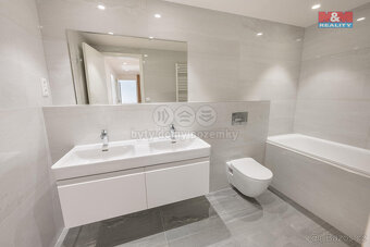 Pronájem bytu 3+kk, 85 m², Praha, ul. Podbělohorská - 9