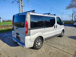 Renault Trafic Minibus - 9