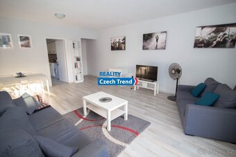 Prodej investiční nemovitosti - apartmán se 2 ložnicemi, 83 - 9