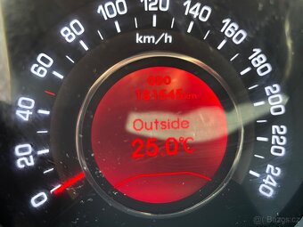 Kia Sportage 1.6 GDI (99 kW), po servisu, nová STK - 9