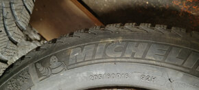 Zimní kola 5x100 205/60R16 92H Michelin 7,50mm - 9