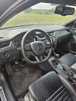Škoda Octavia RS 2.0TSI - 9