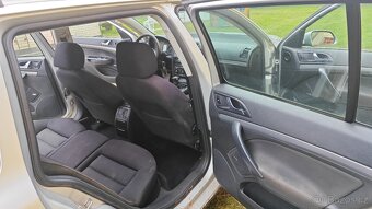Škoda Octavia 2.0 TDi - servisní knížka - 9
