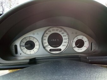 Mercedes Benz w211 320CDI Avantgarde - 9