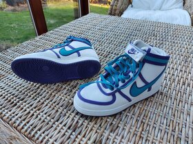 Dámské a pánské boty NIKE - 9