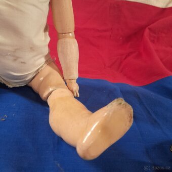 Stará porcelánová panenka - 9