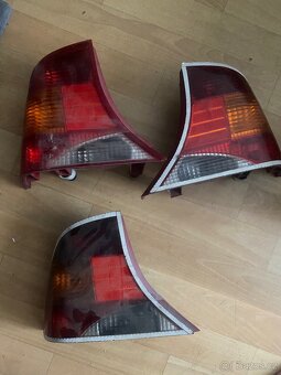 Ford focus mk1 sedan - 9