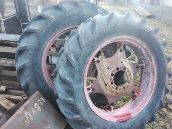 Polokultivační kola 12,4/11-32 - 9