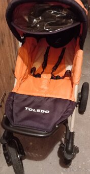 Kočárek dvoukombinace Pierre Cardin - 9