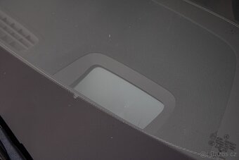 Mercedes-Benz E trieda Sedan 300 de 143 kw - AJ NA SPLÁTKY - 9