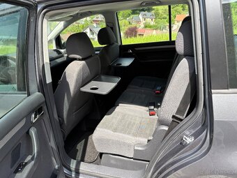 VOLKSWAGEN TOURAN 2.0TDI AUTOMAT 2007 - 9