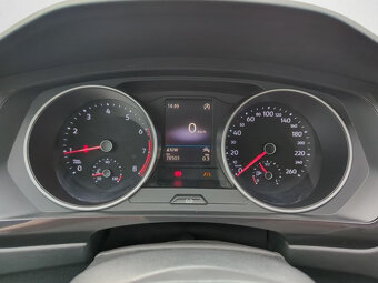 VW Tiguan Comfortline 1.5 TSI 4x2 - navi,tažné,temp,150 PS - 9